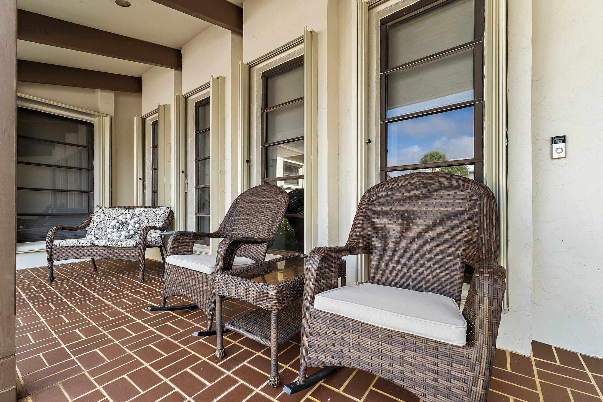 Tequesta Country Club - Residential