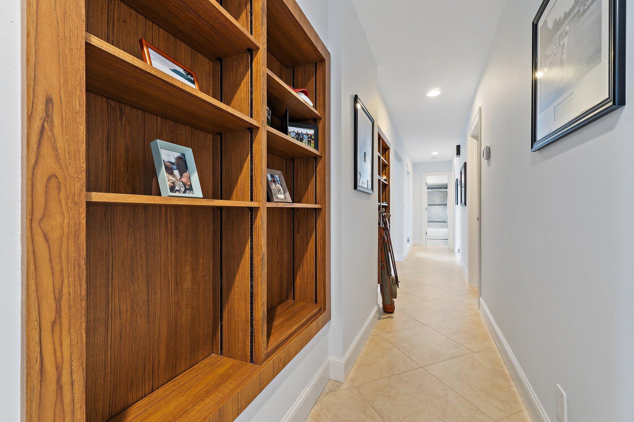 Tequesta Country Club - Residential