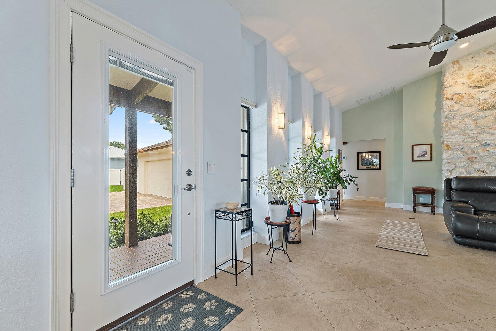 Tequesta Country Club - Residential