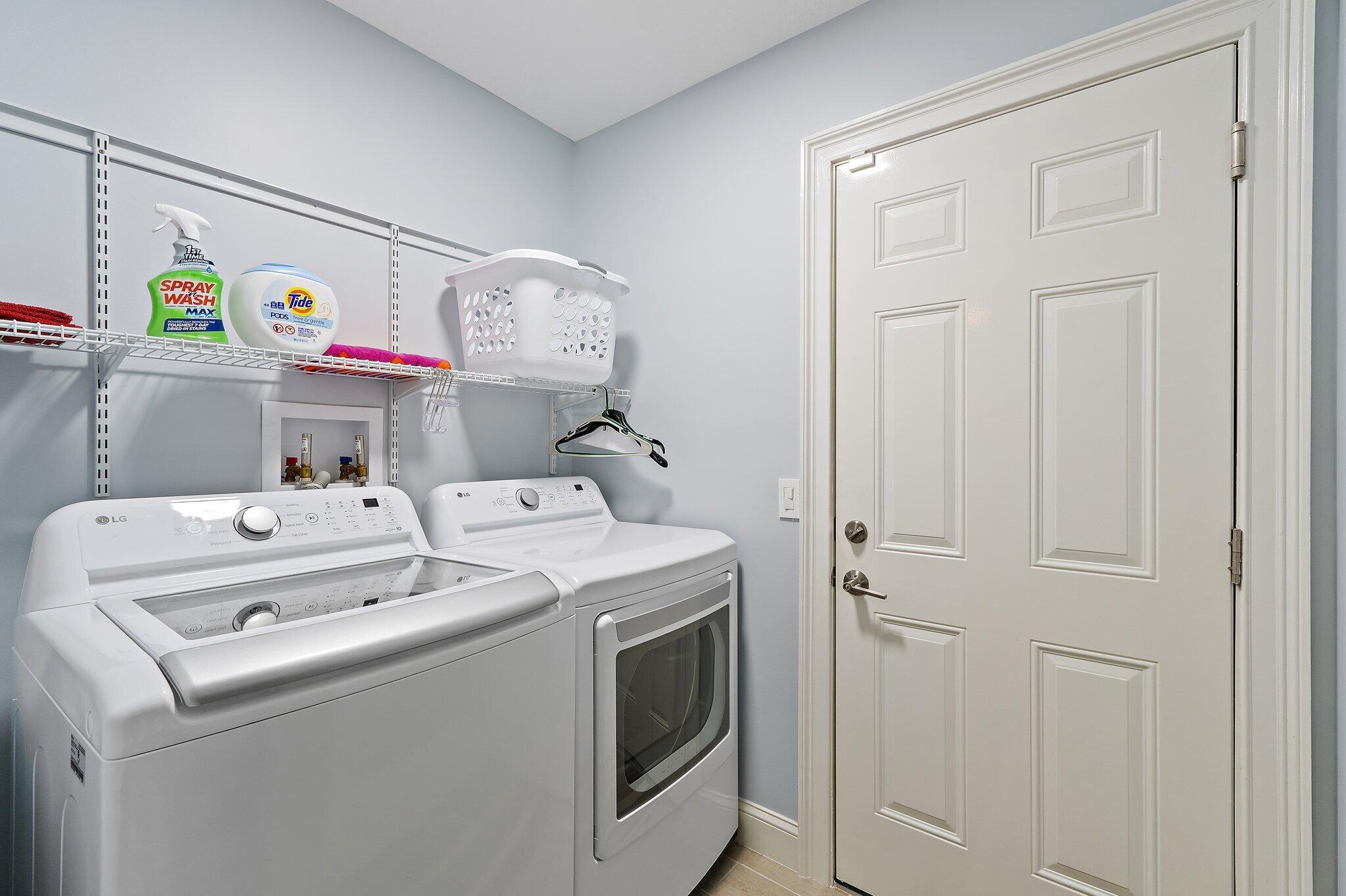 Tequesta Country Club - Residential