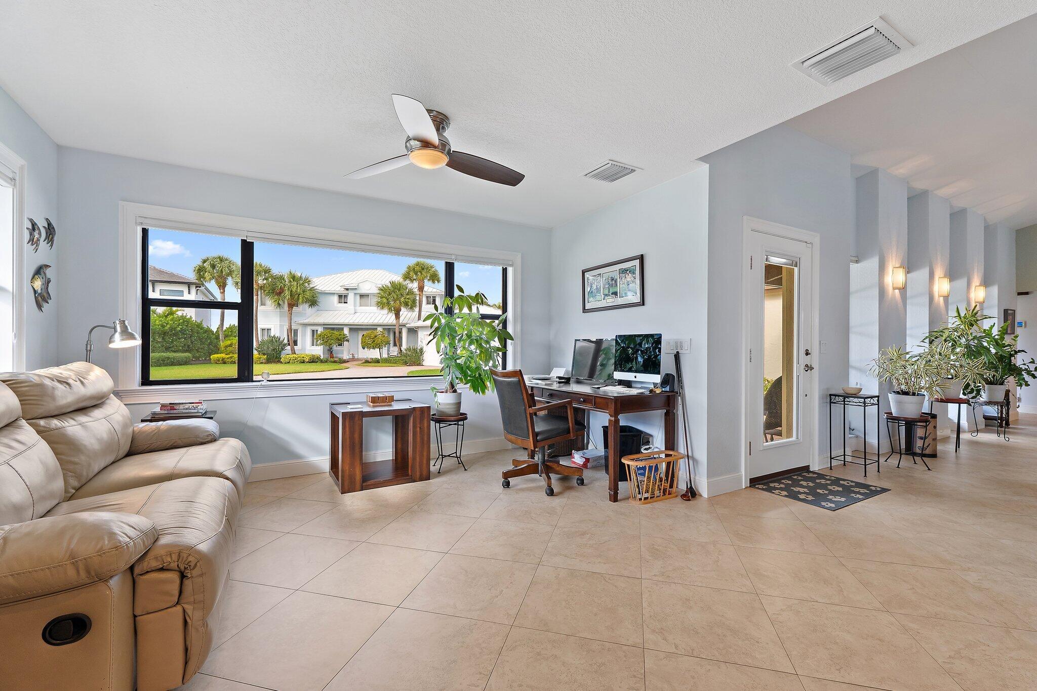 Tequesta Country Club - Residential