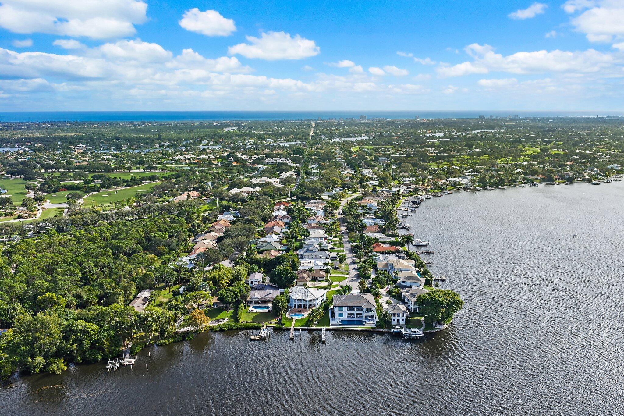 Tequesta Country Club - Residential