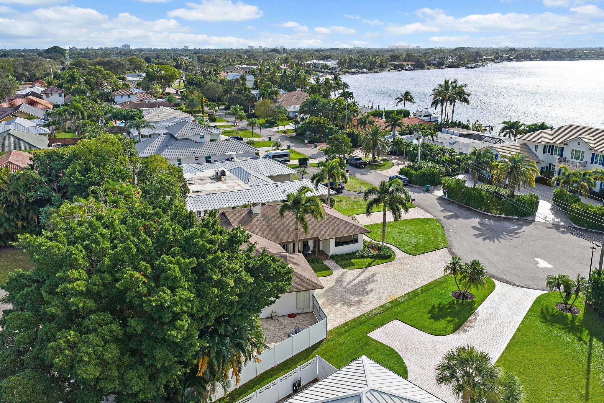 Tequesta Country Club - Residential