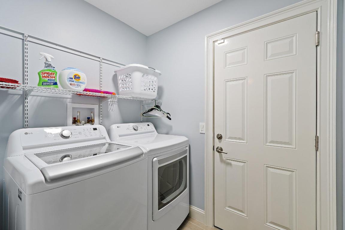 Tequesta Country Club - Residential