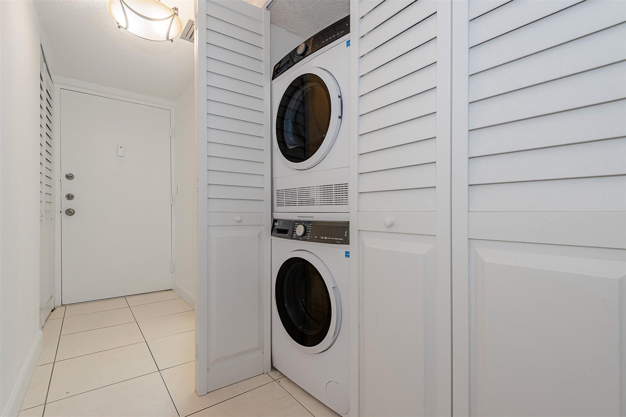 The Gardens Of Sabal Palm - Residential Lease