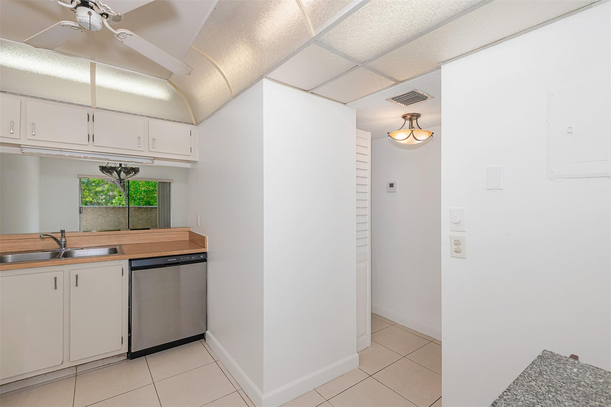 The Gardens Of Sabal Palm - Residential Lease