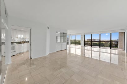 1900 CONSULATE Place 1004 West Palm Beach FL 33401