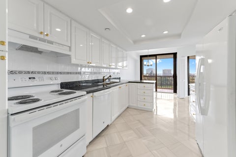 Tiny photo for 1900 CONSULATE Place #1004, West Palm Beach, FL 33401 (MLS # B26089610)