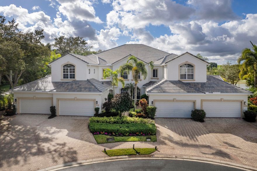 THIS SPACIOUS COACH HOME OFFERS 3-BEDROOMS, 3-BATHS, ALL ENSUITES WITH WATER AND HERITAGE GOLF COURSE VIEWS AND A DESIRABLE SOUTHERN-EXPOSURE. FEATURING ALL ORIGINAL FINISHES, THIS RESIDENCE PRESENTS A WONDERFUL OPPORTUNITY TO ENJOY AS-IS OR CUSTOMIZE TO YOUR PERSONAL TASTE. THE THOUGHTULLY DESIGNED LAYOUT PROVIDES A LARGE ENTERTAINING AREA, OPEN TO THE KITCHEN, BUT ALSO HAS IT'S OWN DINING ROOM FOR THOSE SPECIAL OCCASIONS. THIS COMMUNITY JUST COMPLETED THE INSTALLATION OF ALL NEW ROOFS IN 12/25 AND FRESHLY-PAINTED EXTERIORS WITH CONTEMPORARY COLORS. ENJOY THE LOVELY GOLF AND WATER VIEWS FROM YOUR SCREENED-IN PATIO. ENTIRE AC UNIT HAS BEEN REPLACED.