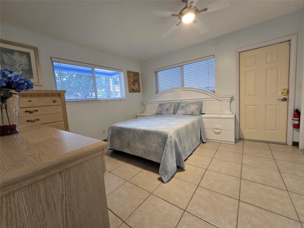 Lauderdale 2-9 D - Residential Lease