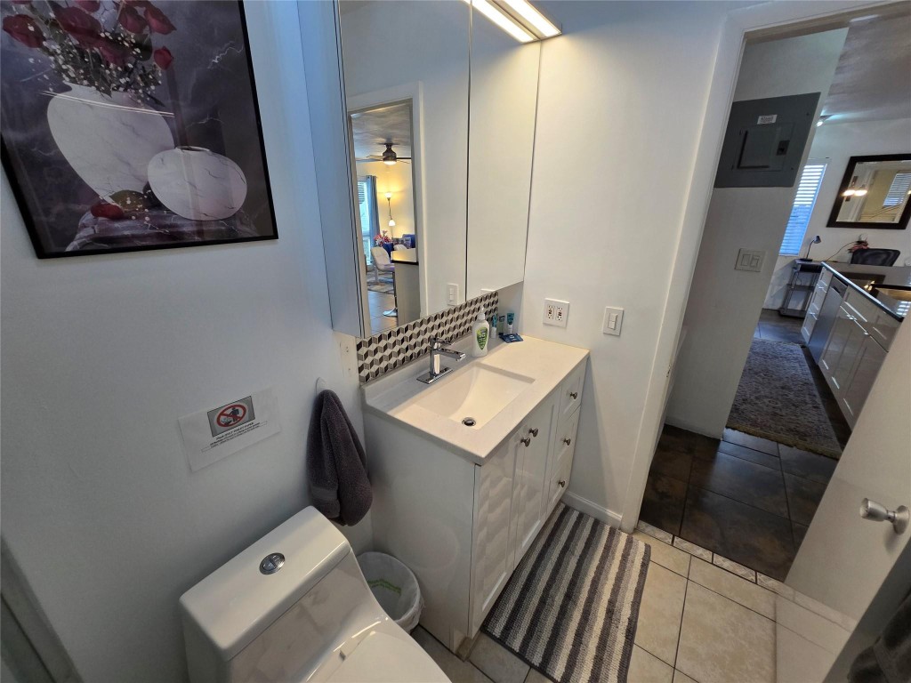 Lauderdale 2-9 D - Residential Lease