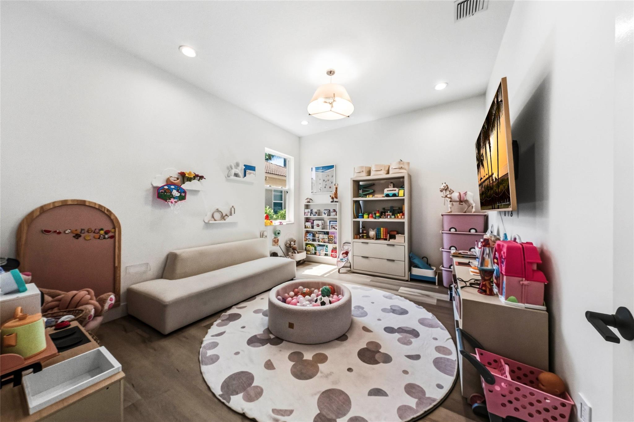 Hawks Landing - Residential Lease