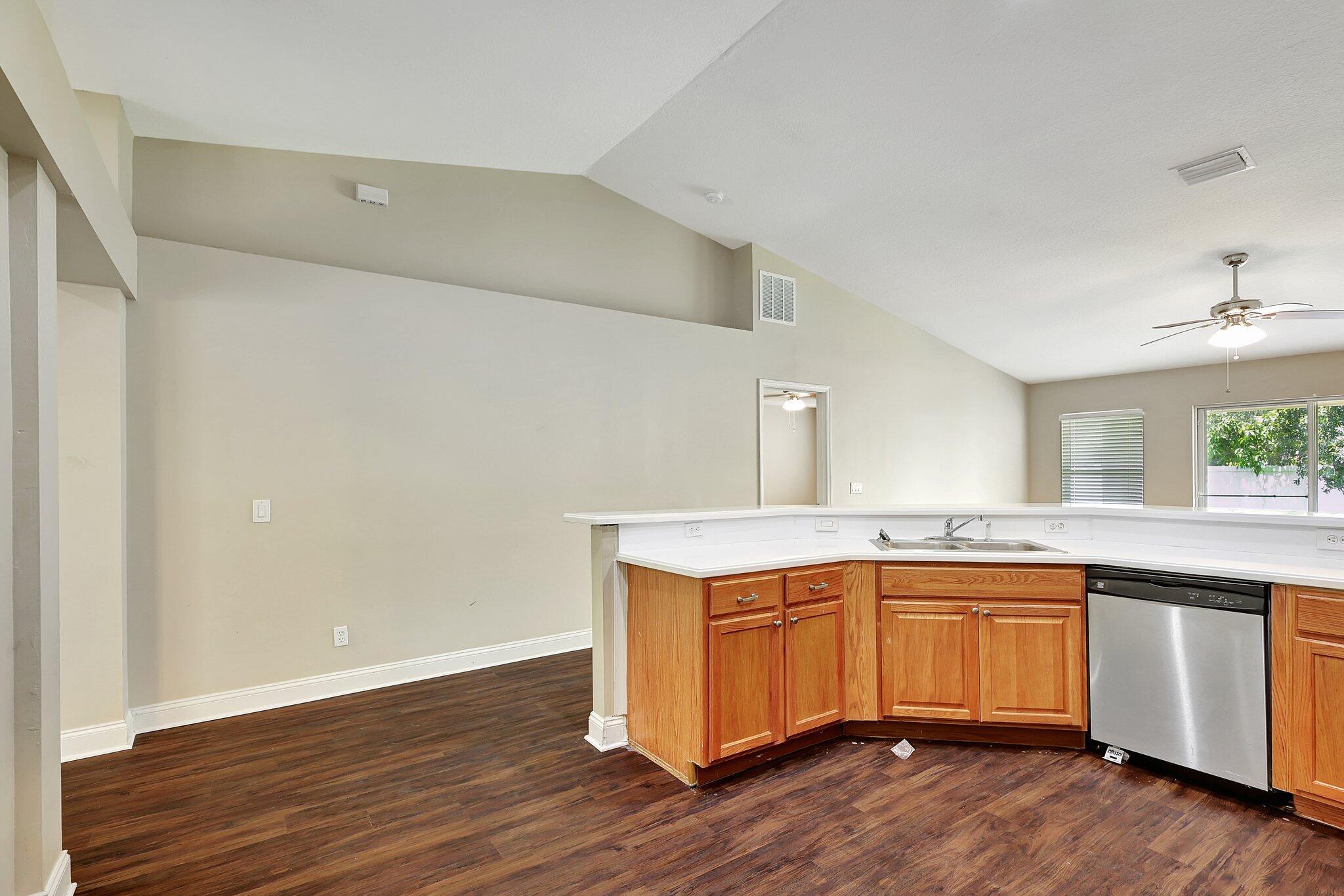 PORT ST LUCIE SECTION 3 - Residential