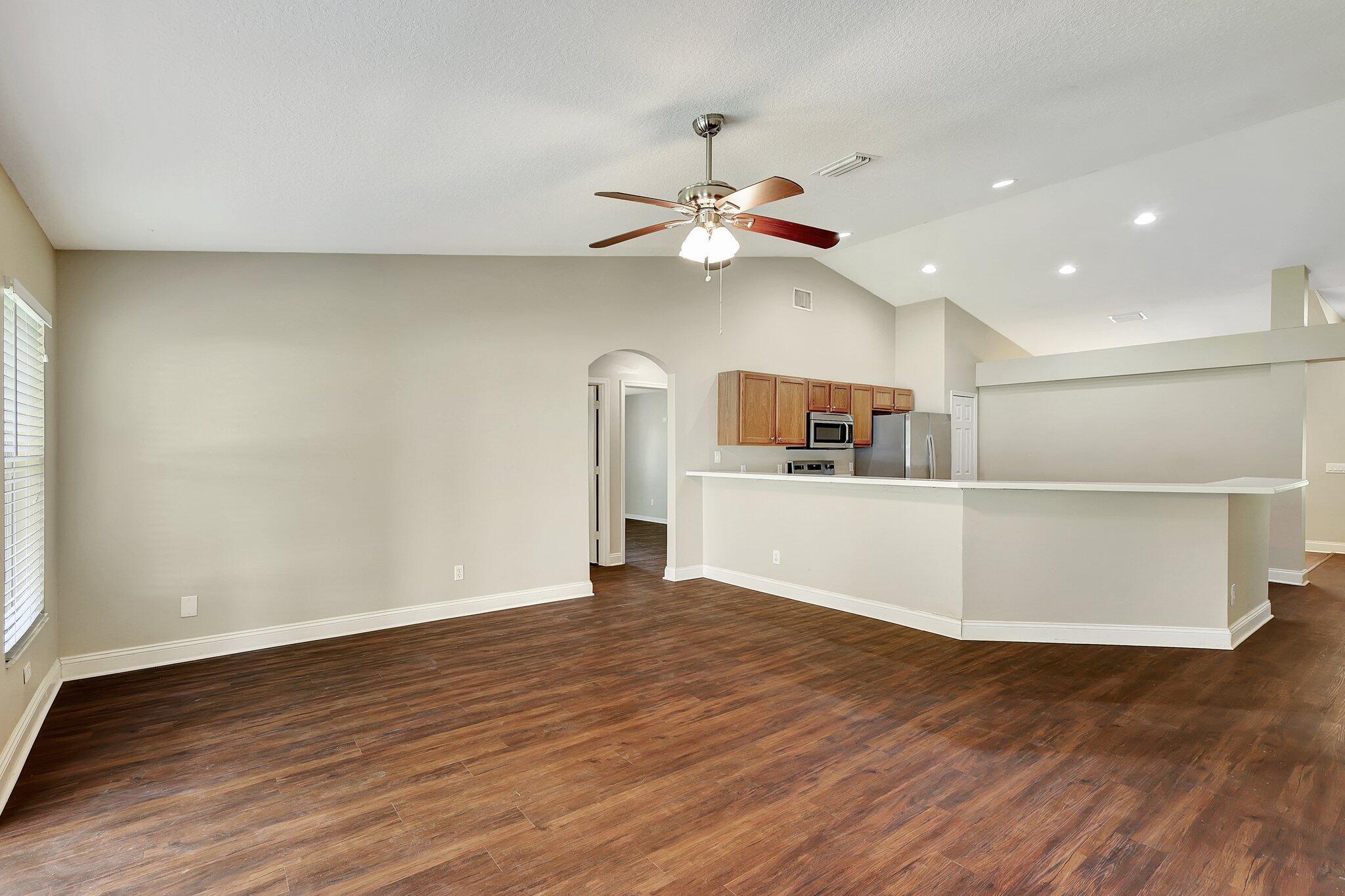 PORT ST LUCIE SECTION 3 - Residential