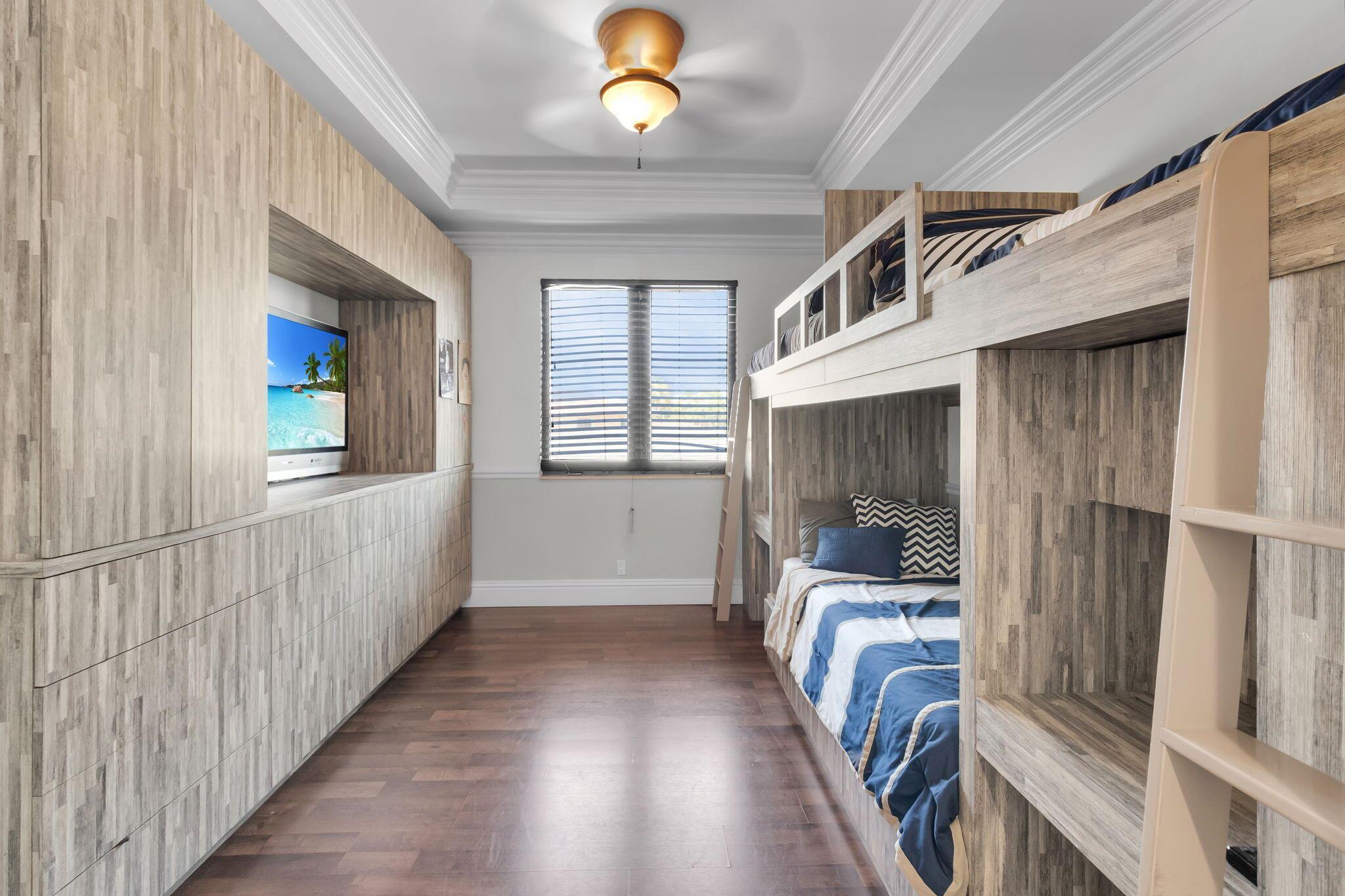 THORNHILL GREEN - Residential