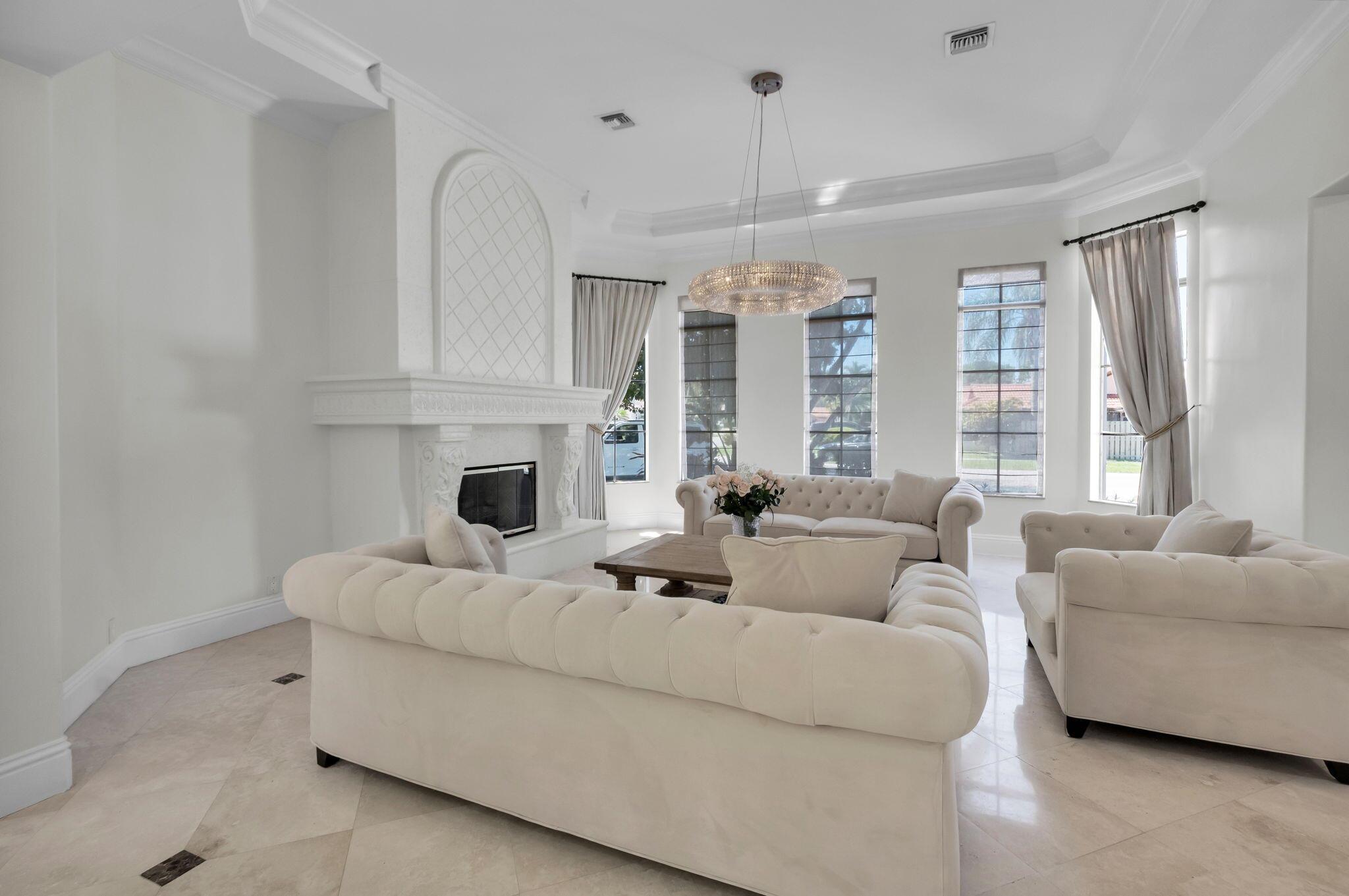 THORNHILL GREEN - Residential