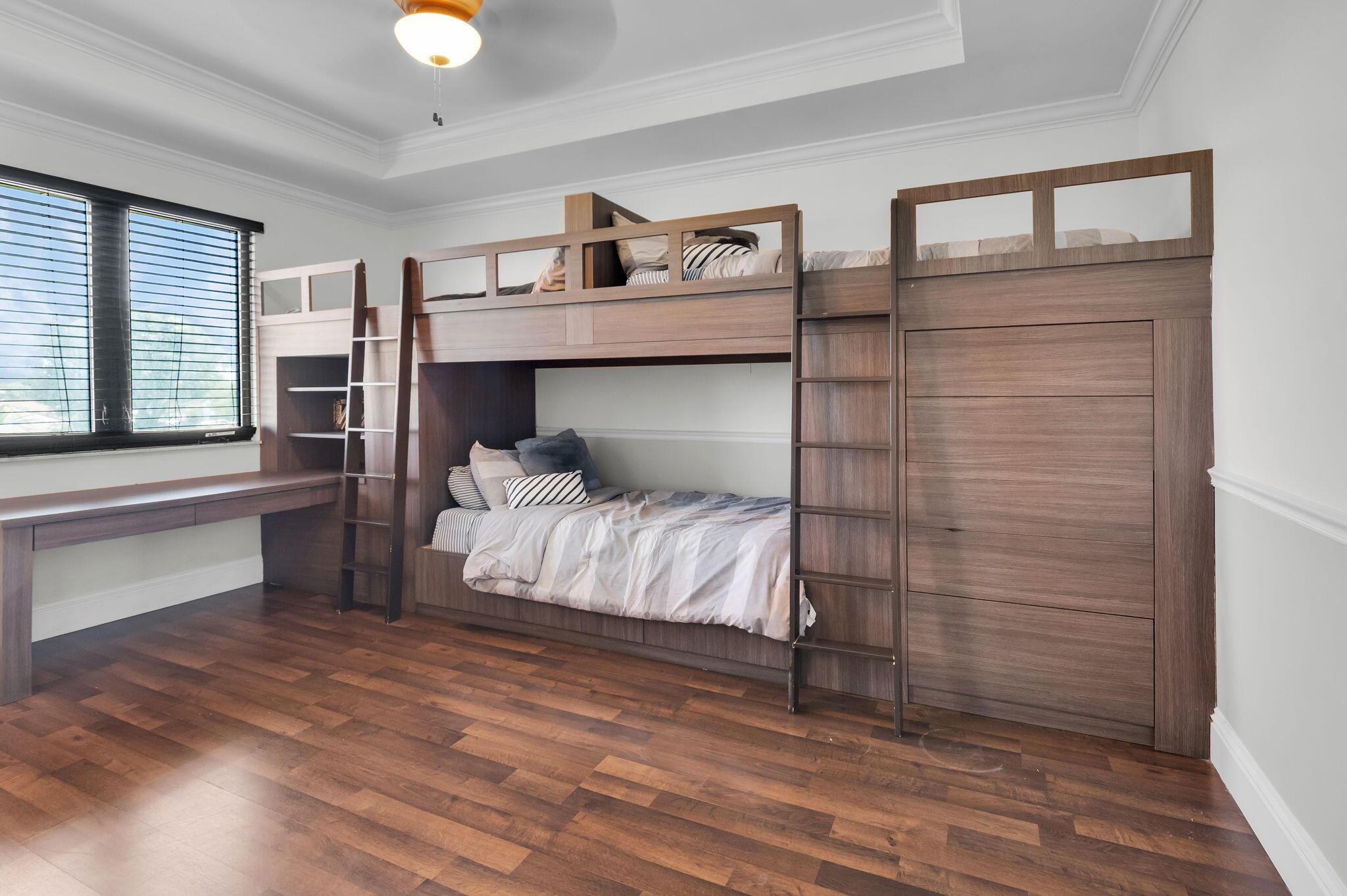 THORNHILL GREEN - Residential