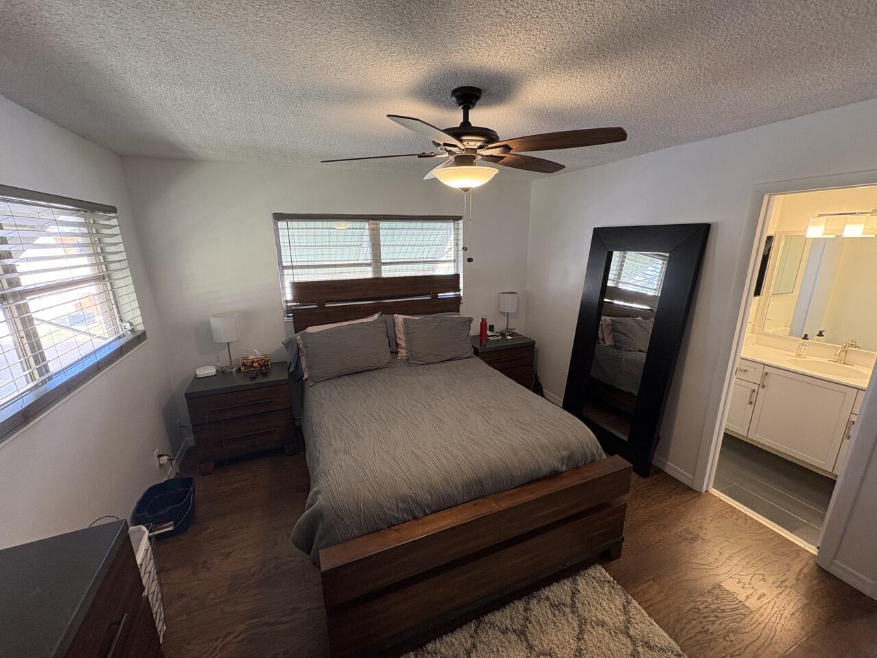 VILLAGE ROYALE CONDO 3 - Residential Lease