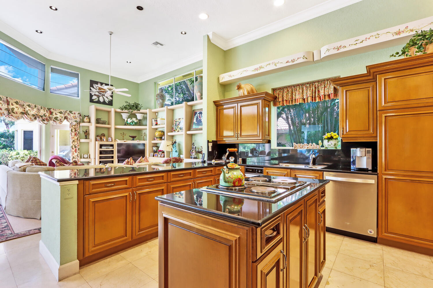 FRENCHMANS CREEK - Residential