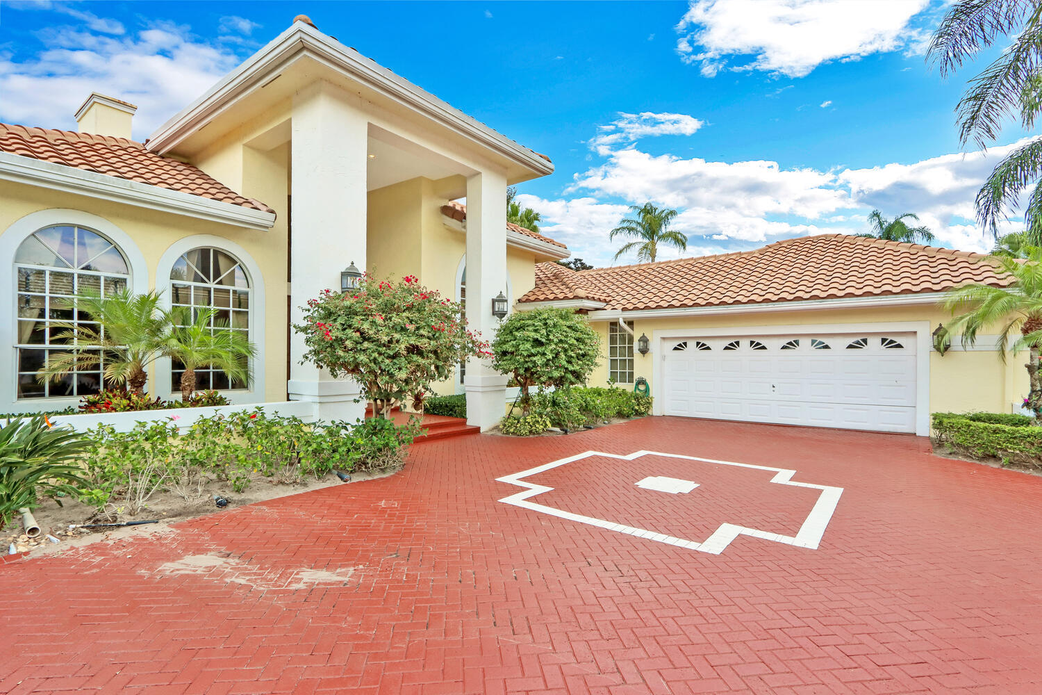 FRENCHMANS CREEK - Residential