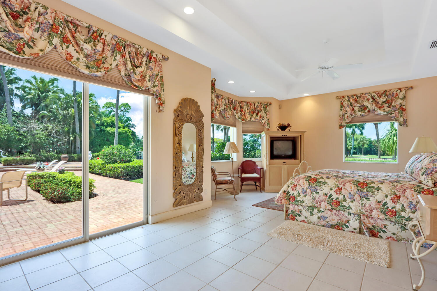 FRENCHMANS CREEK - Residential