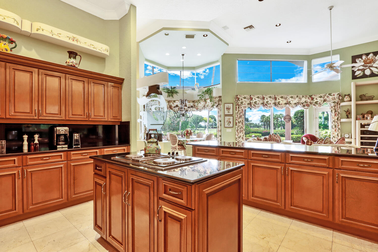 FRENCHMANS CREEK - Residential