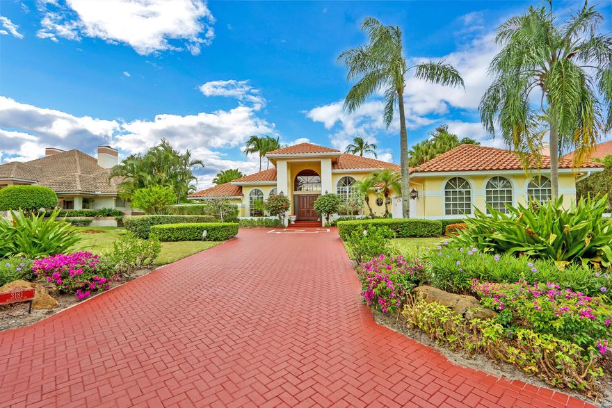 Spacious estate home with Guest house. Beautiful golf course views on a quiet street.