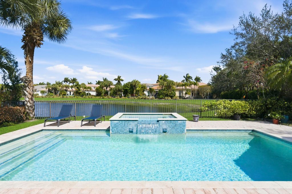 Photo of 102 Tranquilla Drive, Palm Beach Gardens, FL 33418 (MLS # R11164440)