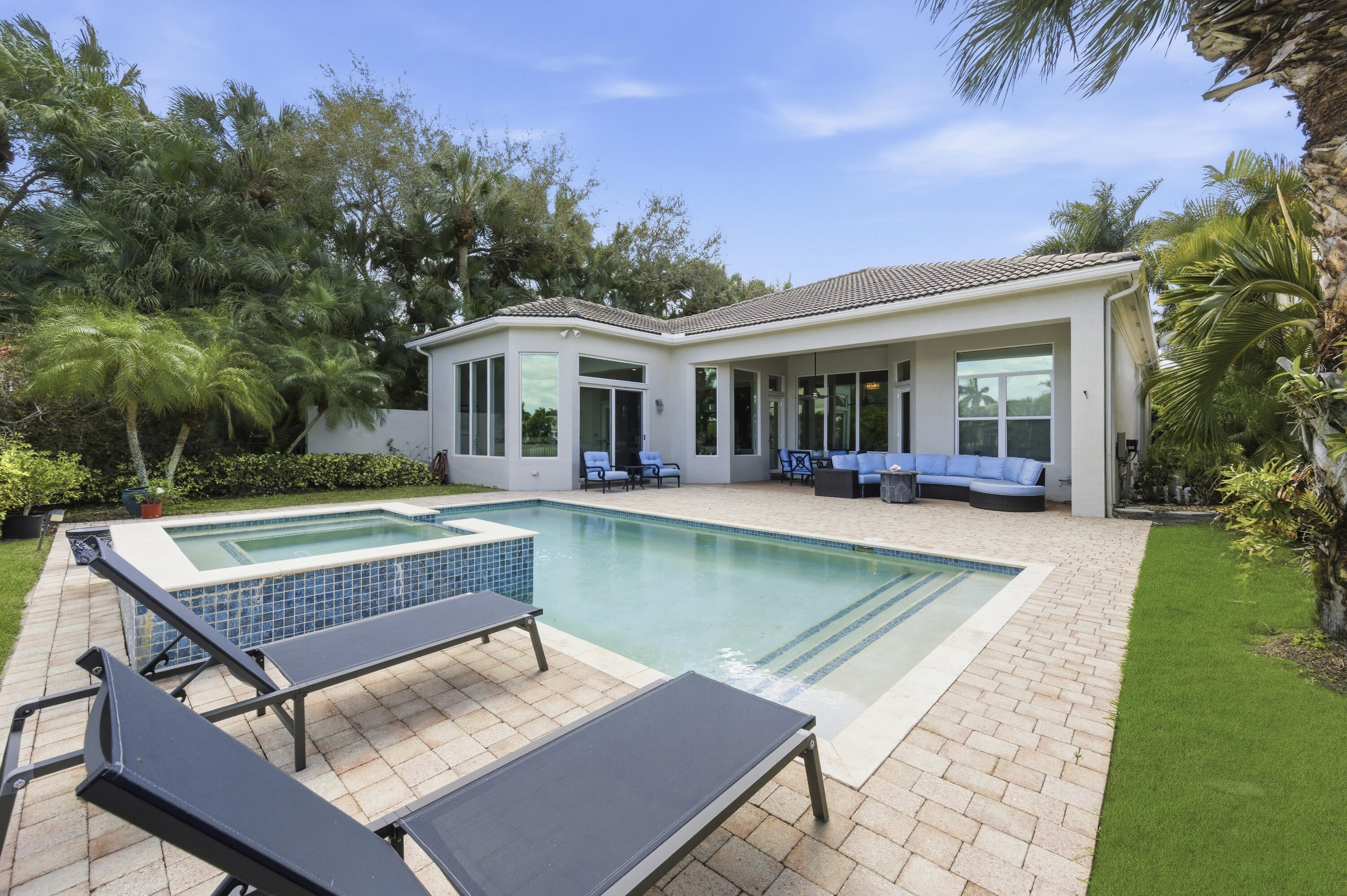 MIRASOL PAR 23 - Residential