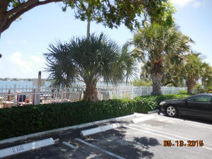 PALM BEACH HOUSE CONDO - Residential