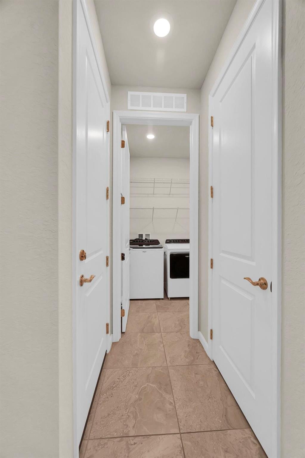 VERANDA PLAT NO 8 VERANDA - Residential Lease