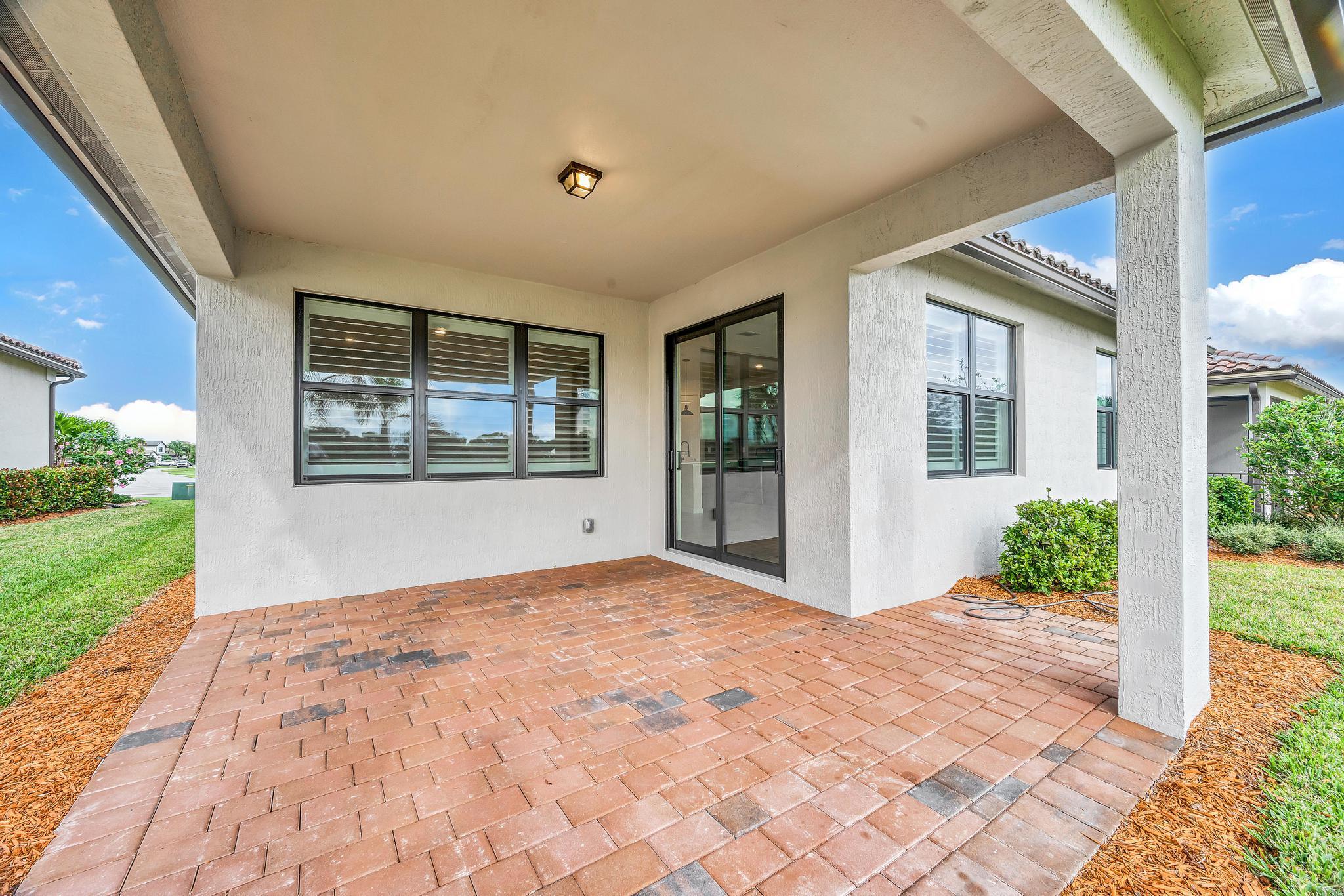 VERANDA PLAT NO 8 VERANDA - Residential Lease