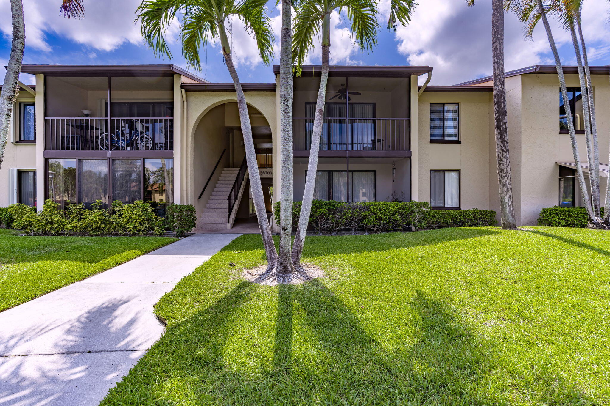 Properties 610 Sea Pine Way B2