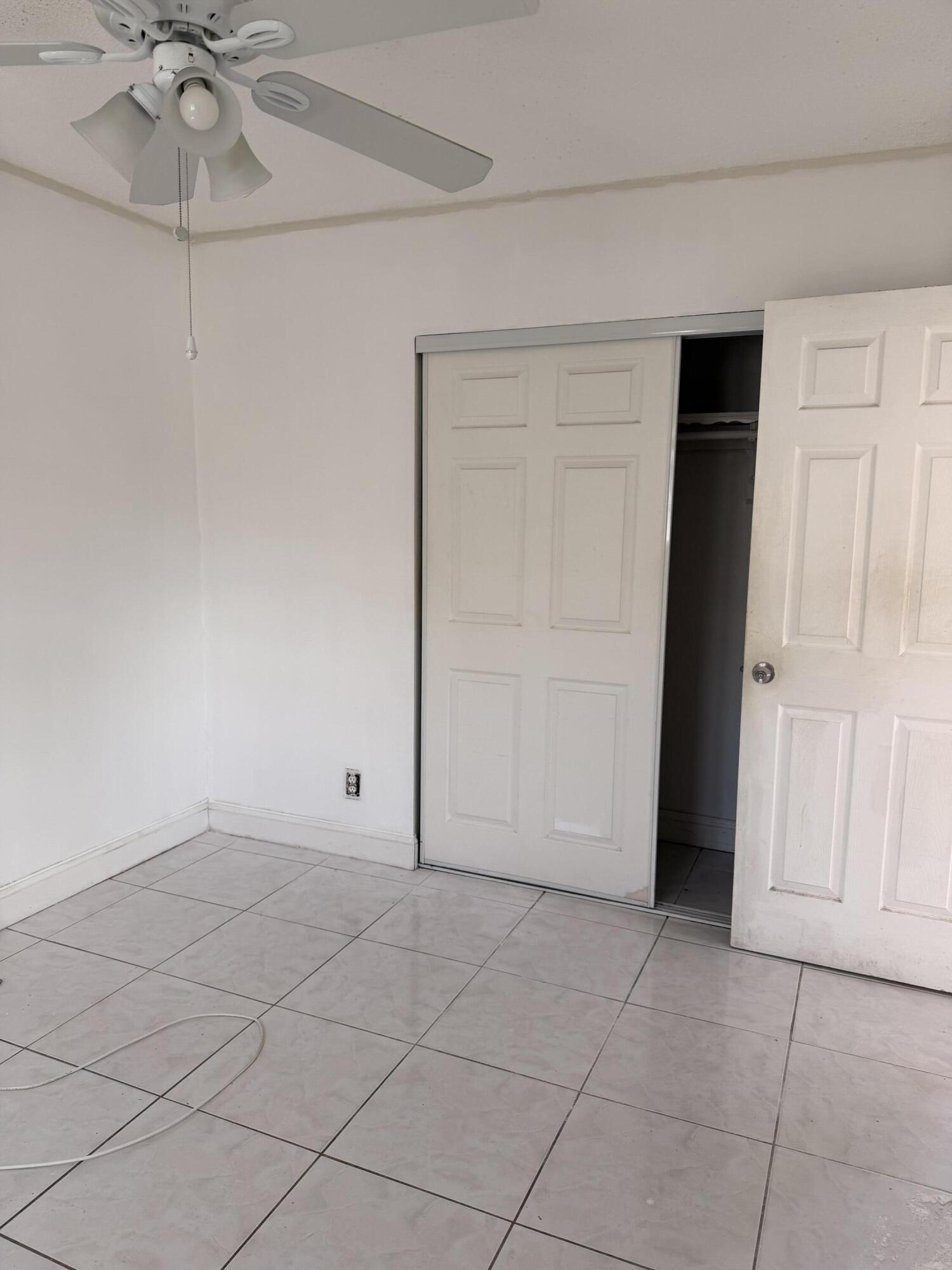 Mirror Lake Estates - Residential Lease