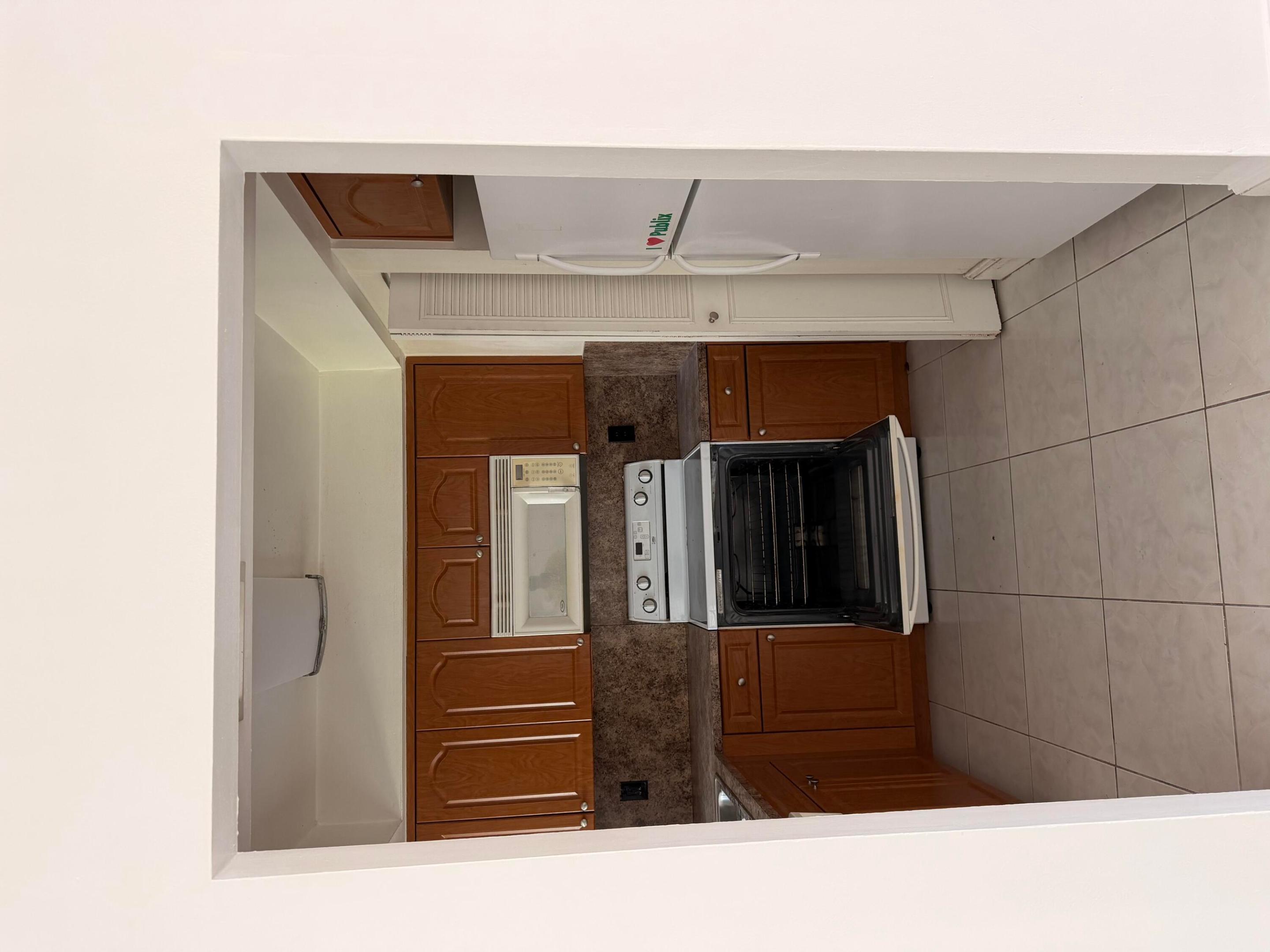 Mirror Lake Estates - Residential Lease