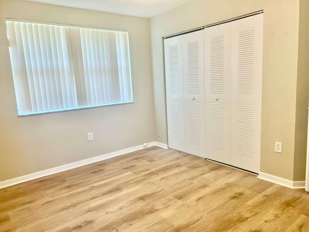 SAWGRASS ESTATES - Residential