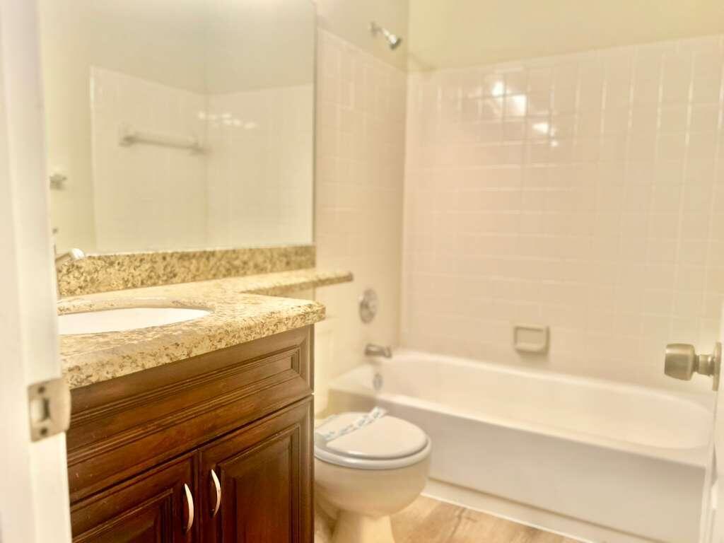 SAWGRASS ESTATES - Residential