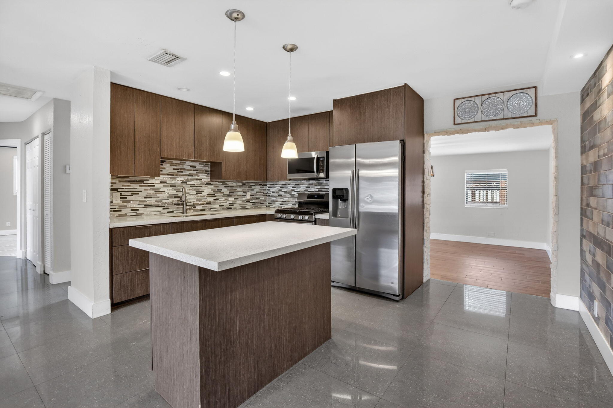 BROADVIEW PARK SEC 3 - Residential