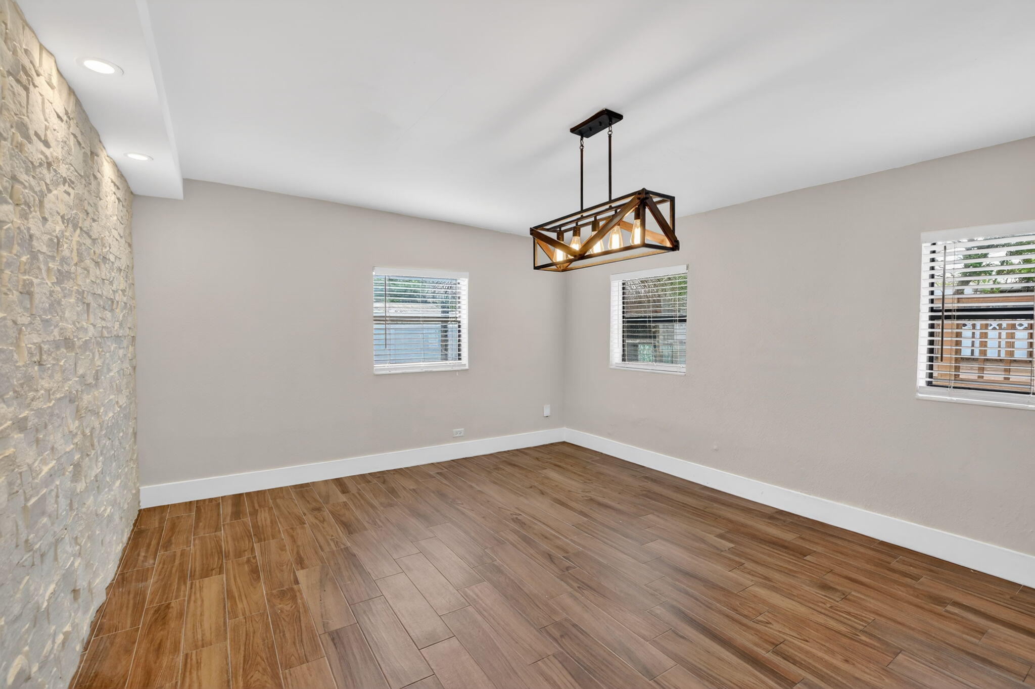 BROADVIEW PARK SEC 3 - Residential