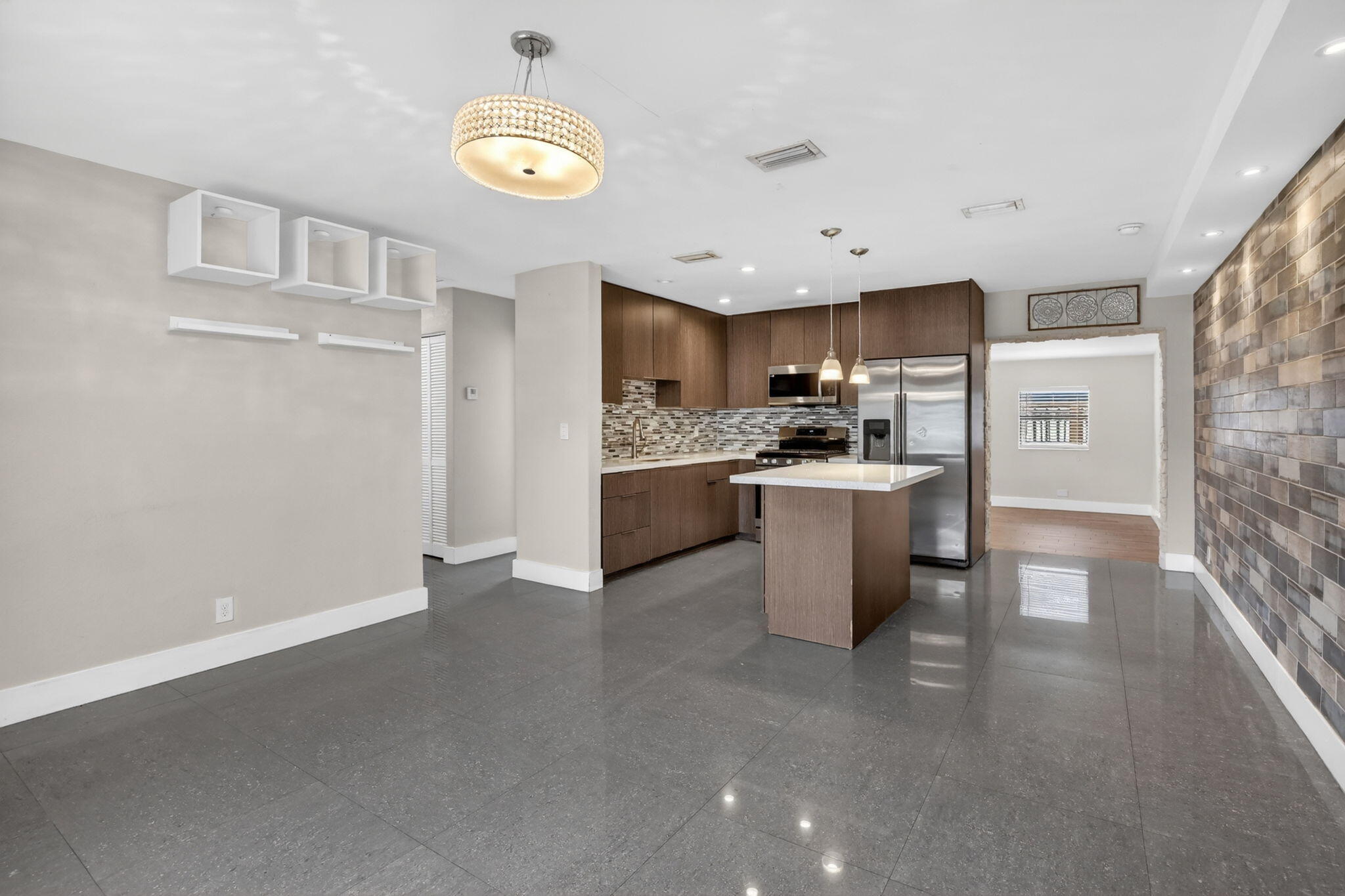 BROADVIEW PARK SEC 3 - Residential