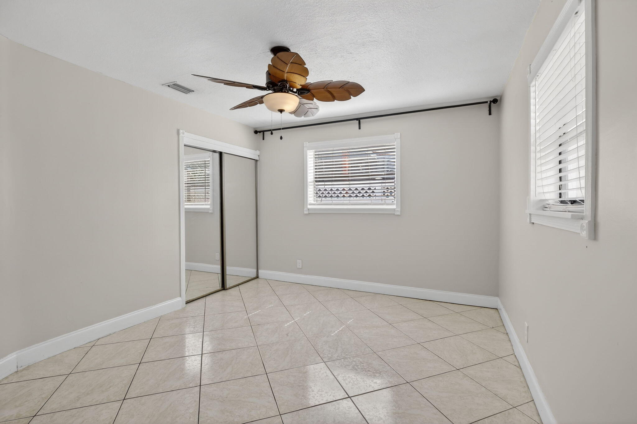BROADVIEW PARK SEC 3 - Residential