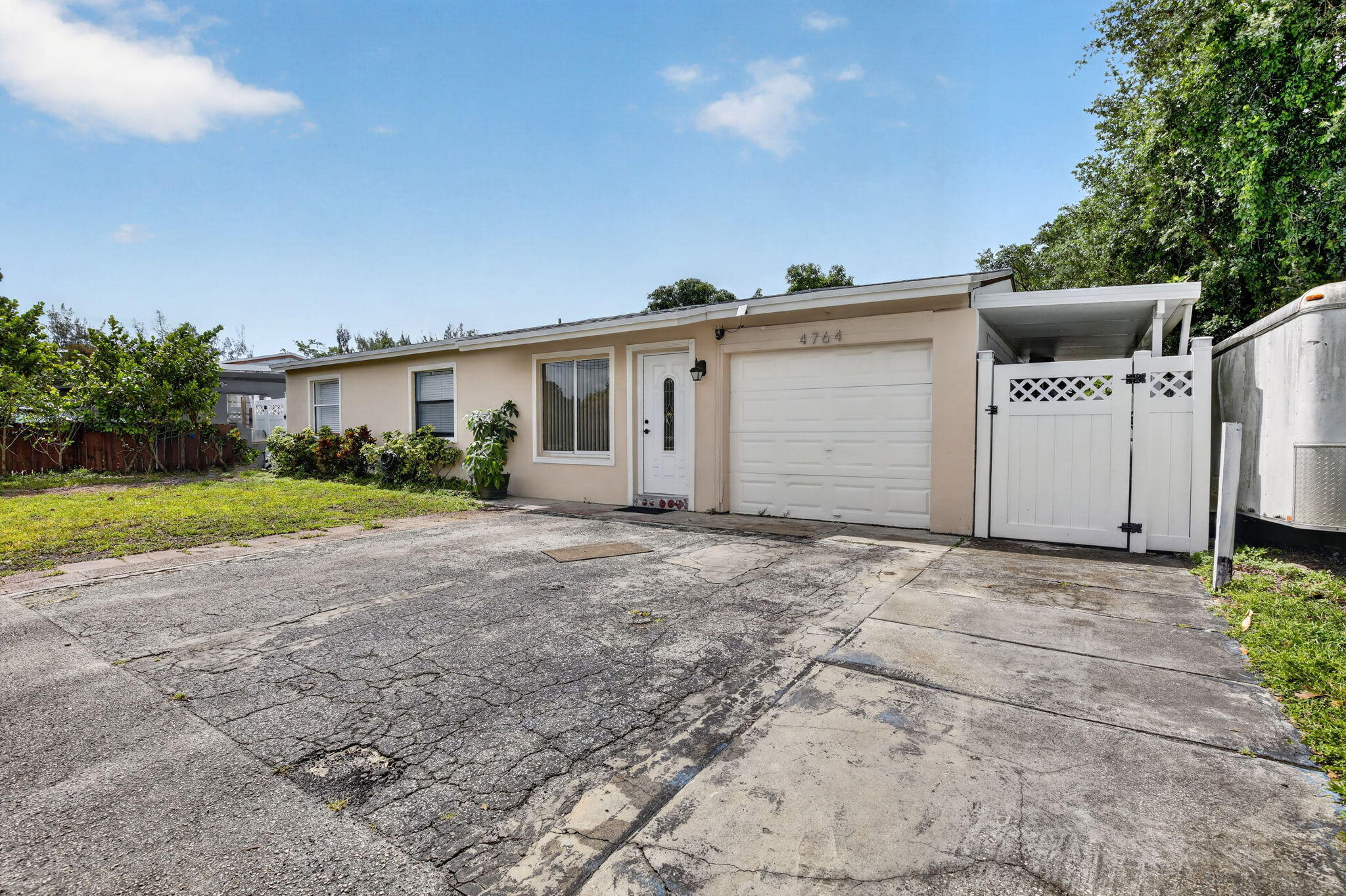BROADVIEW PARK SEC 3 - Residential