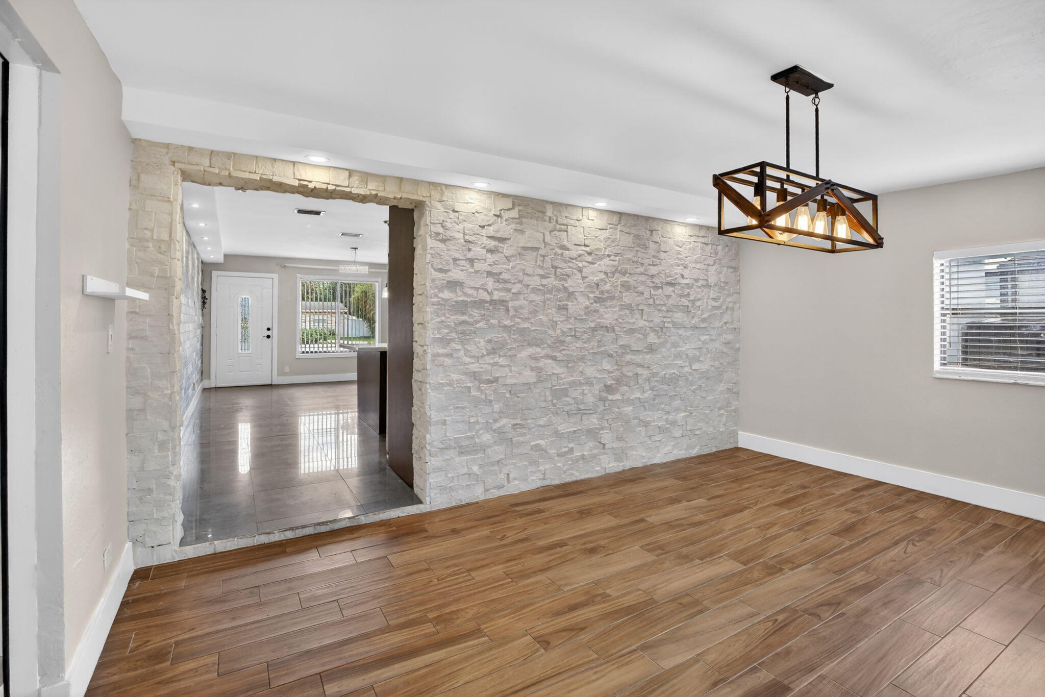 BROADVIEW PARK SEC 3 - Residential