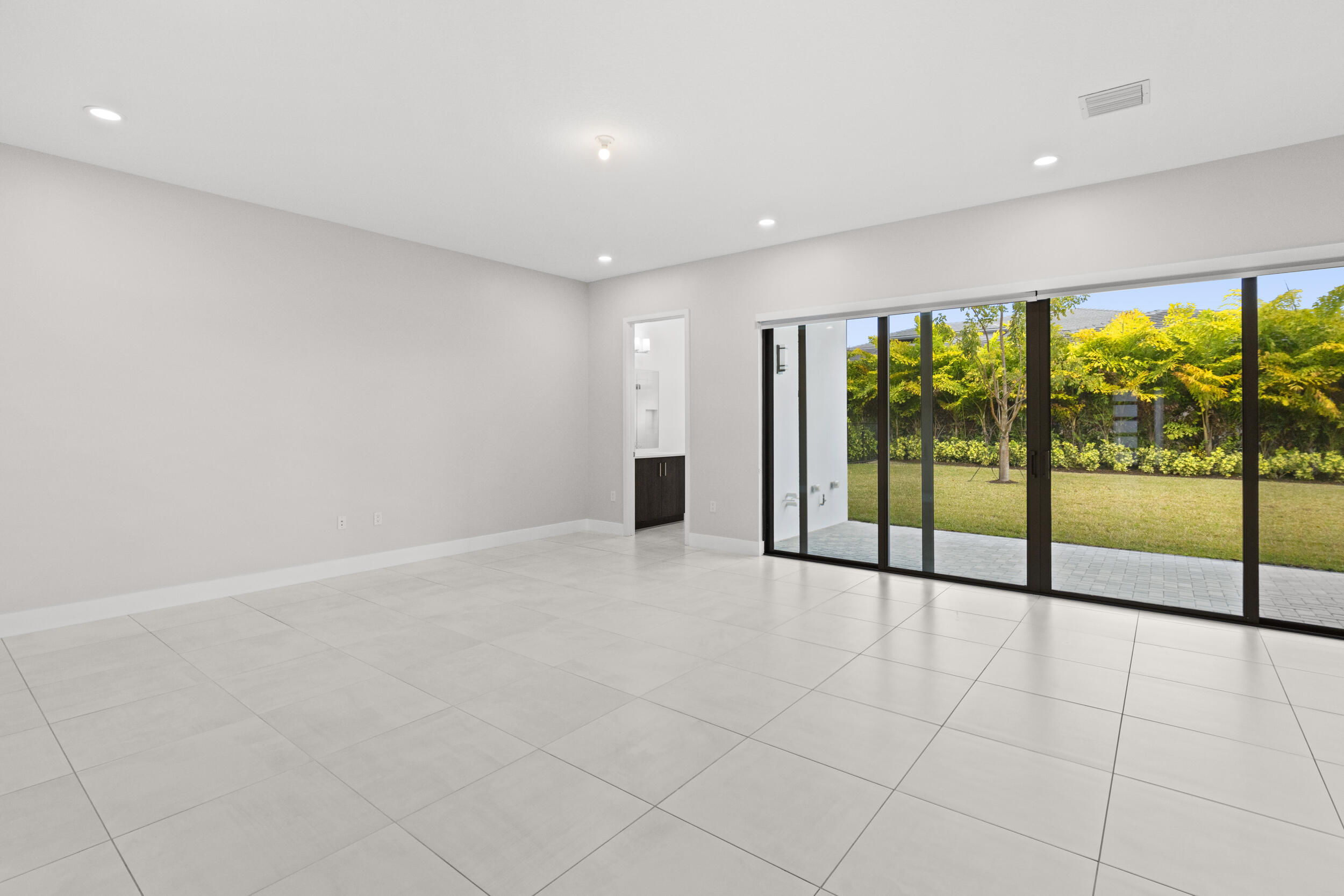 BOCA RATON GOLF COURSE PUD - Residential Lease