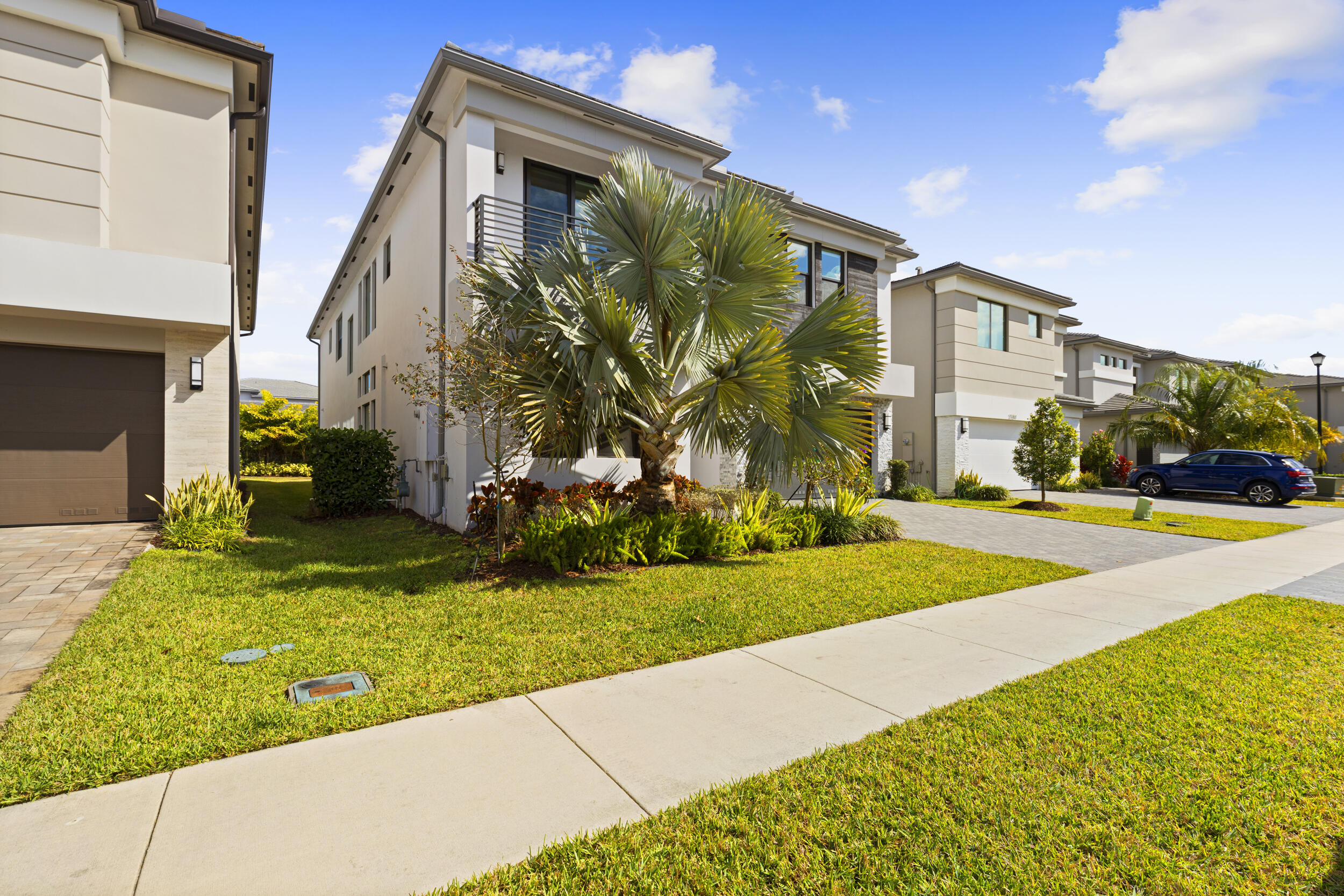 BOCA RATON GOLF COURSE PUD - Residential Lease