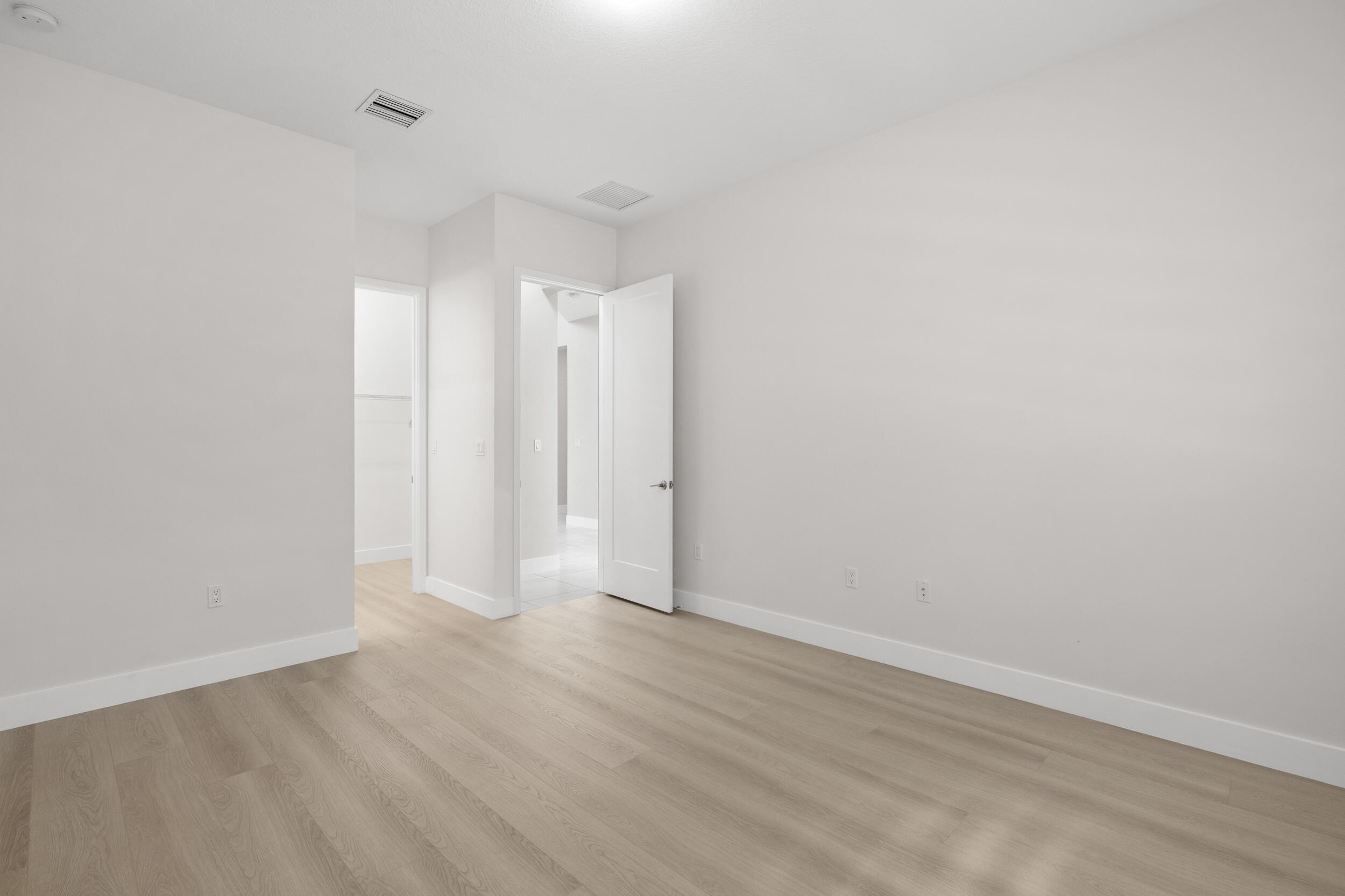 BOCA RATON GOLF COURSE PUD - Residential Lease