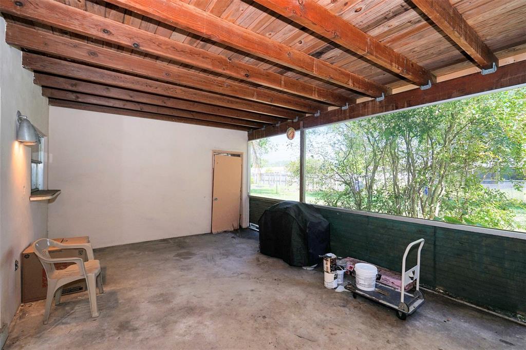 Hollywood Hills 6-22 B - Residential