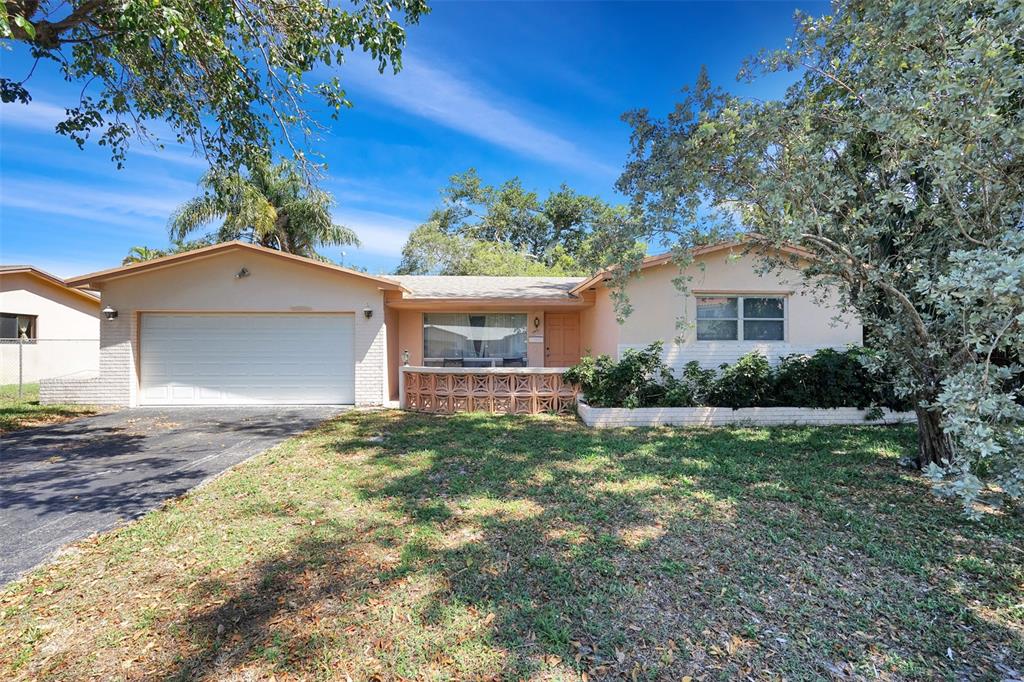 Hollywood Hills 6-22 B - Residential