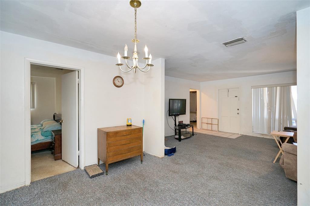 Hollywood Hills 6-22 B - Residential