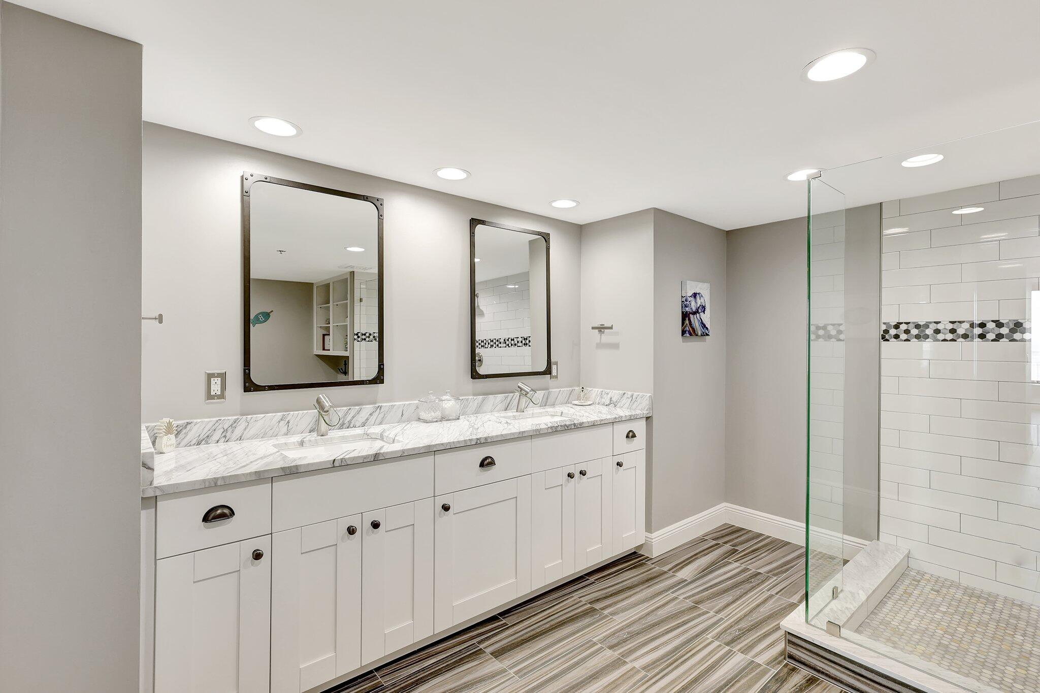 VISIONS CONDOMINIUM - Residential